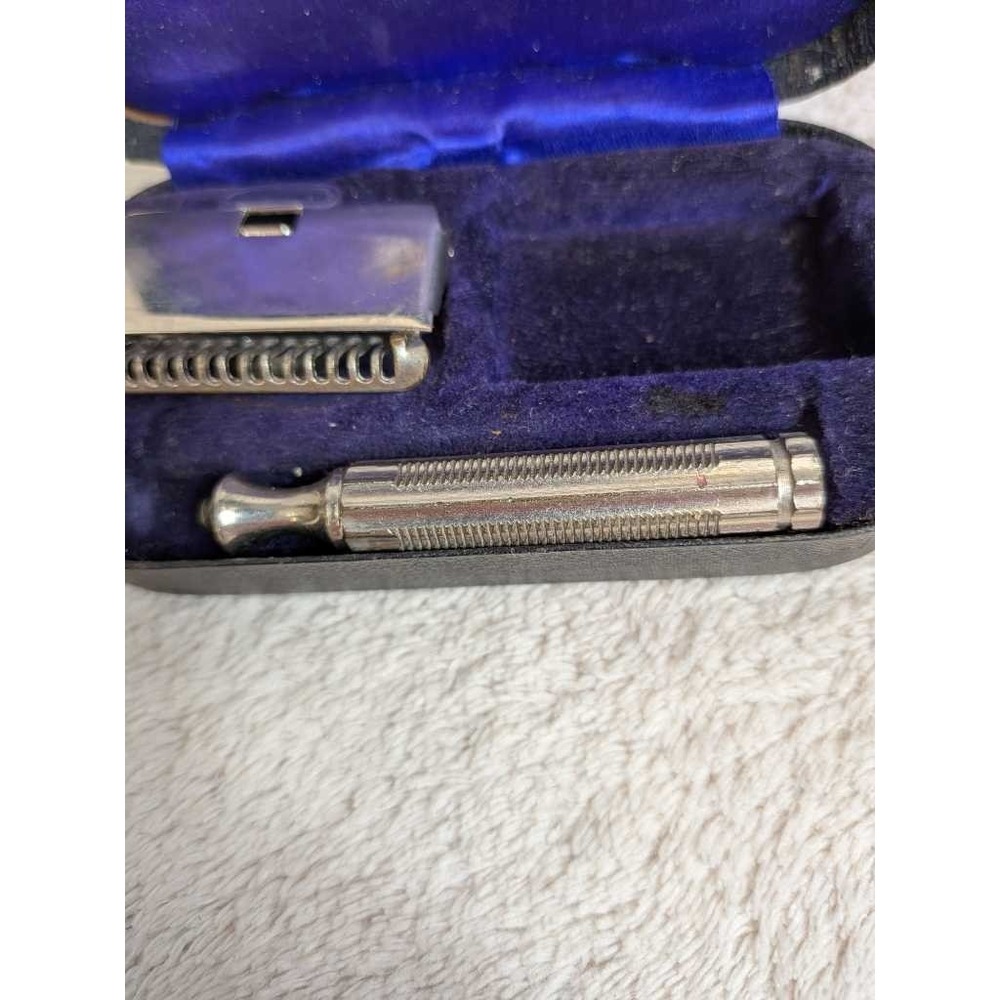 GEM Double Edge‎ Safety Razor and Case Vintage Straight Razor Shaving Set - Picture 3 of 9